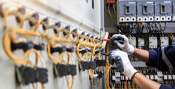 Professional Electrician technician working in Benavides, TX